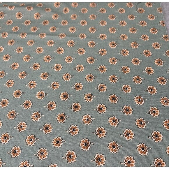 Andover Fabrics Green Floral Cotton Quilting Fabric by Kathy Hall 19x22" - Picture 1 of 6